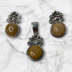 Vintage Carmel Round Cabochon Pendant and Earring Fashion‎ Jewelry Set